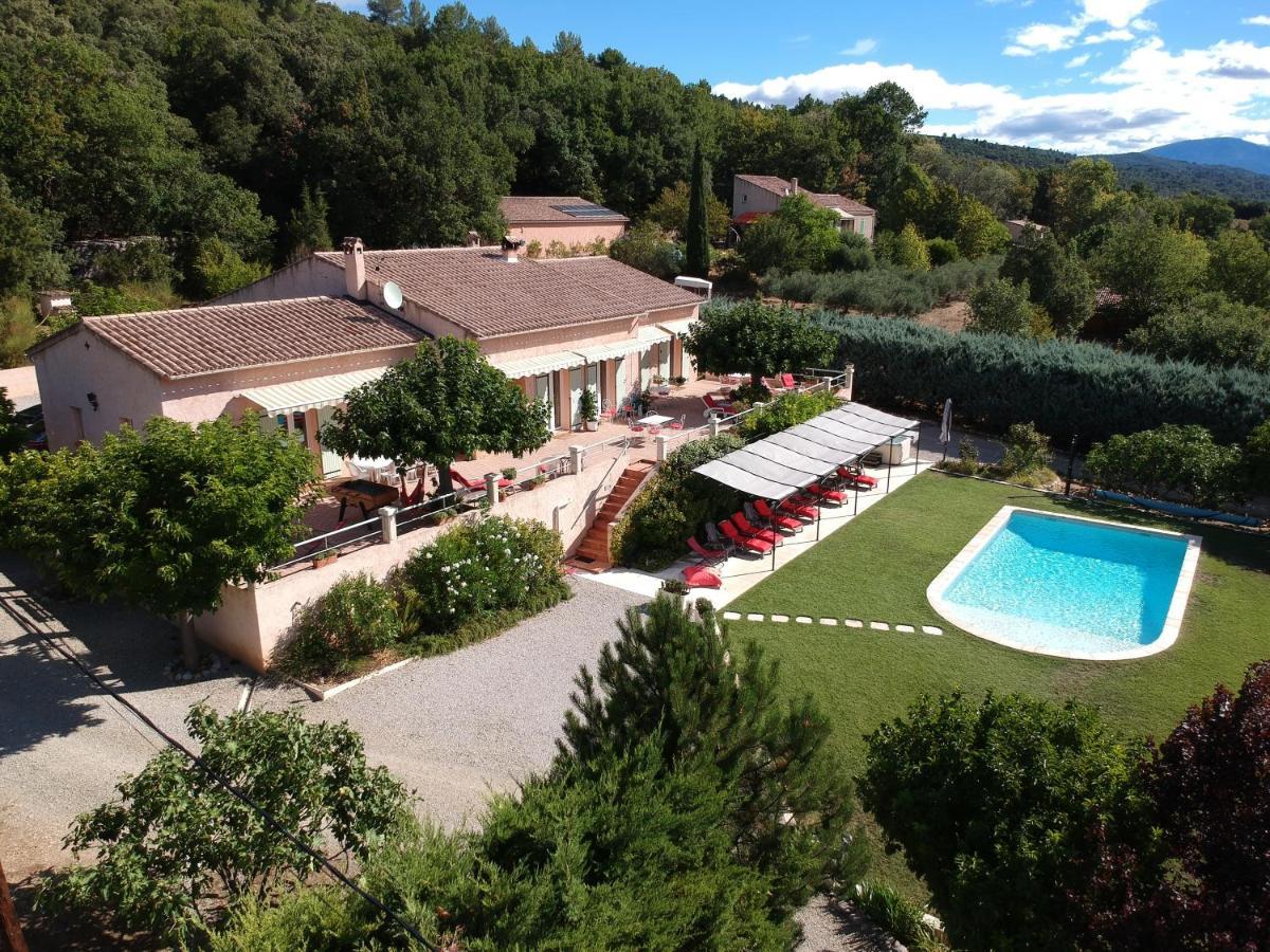 Bed and Breakfast La Bastide Des Roses Saint-Julien-d'Asse Exterior foto