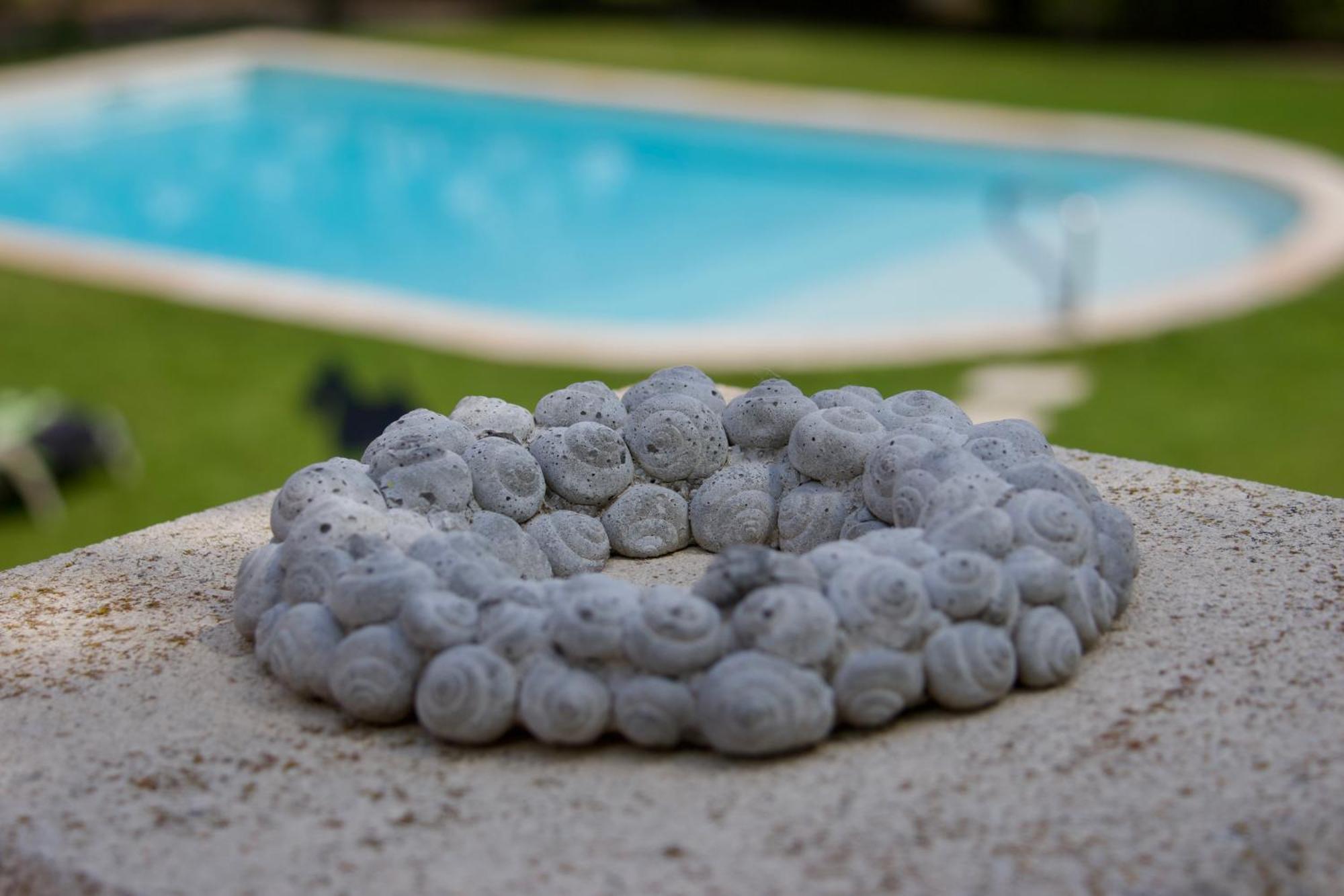 Bed and Breakfast La Bastide Des Roses Saint-Julien-d'Asse Exterior foto