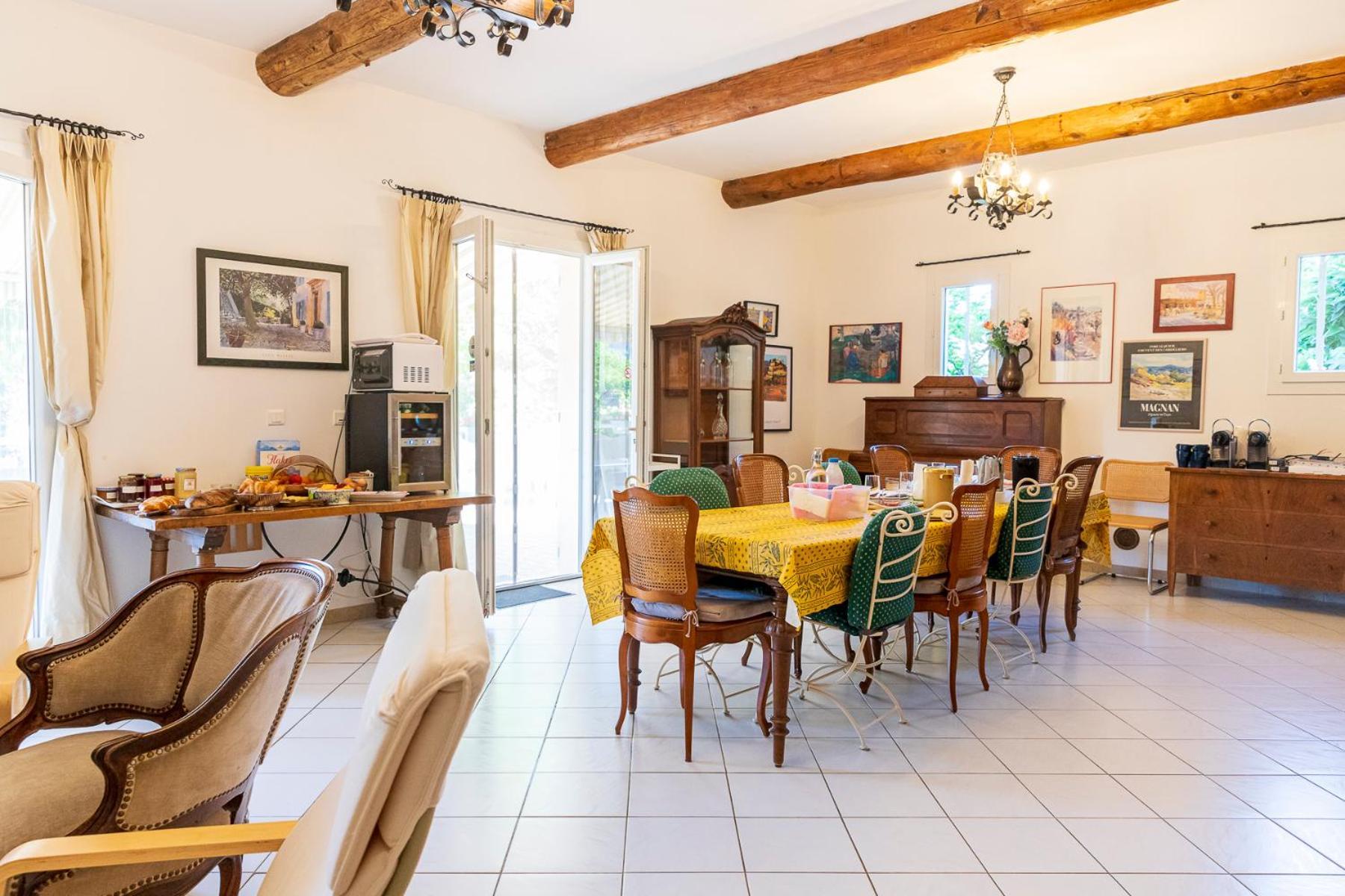 Bed and Breakfast La Bastide Des Roses Saint-Julien-d'Asse Exterior foto